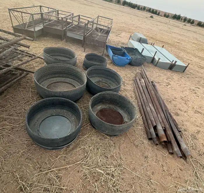 شبوك ومطاره ومعالف ومظلات للبيع 0