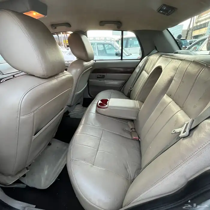 فورد فكتوريا 12