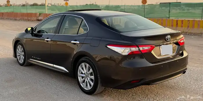 تويوتا كامري GLE بنزين 2020 13