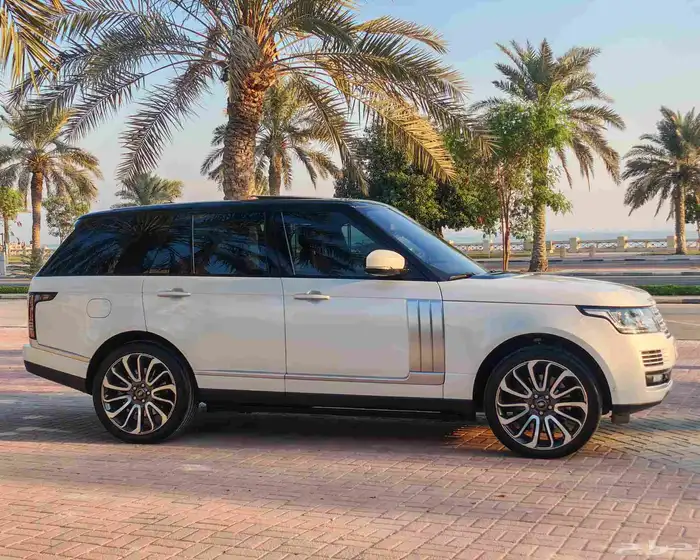 رينج روفر 2015 أوتوبيجرافي سوبر شارج أبيض لؤلؤي 2