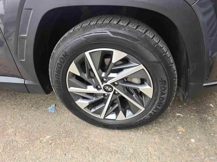 توسان مديل 2021 12