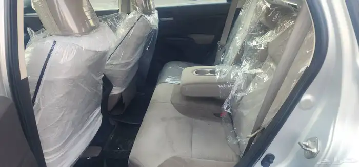 للبيع هوندا سي ارفي موديل 2012بحاله ممتازه وجاهزه للستخدام 8