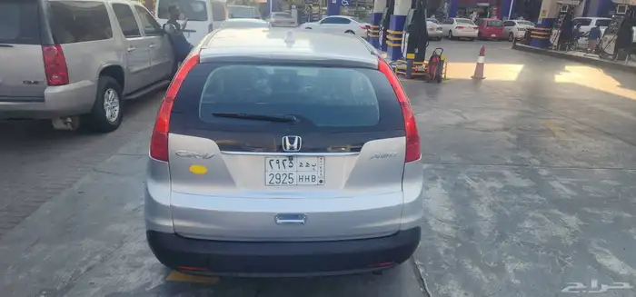 للبيع هوندا سي ارفي موديل 2012بحاله ممتازه وجاهزه للستخدام 5