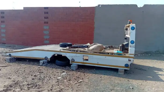 صندوق سطحه للبيع 0