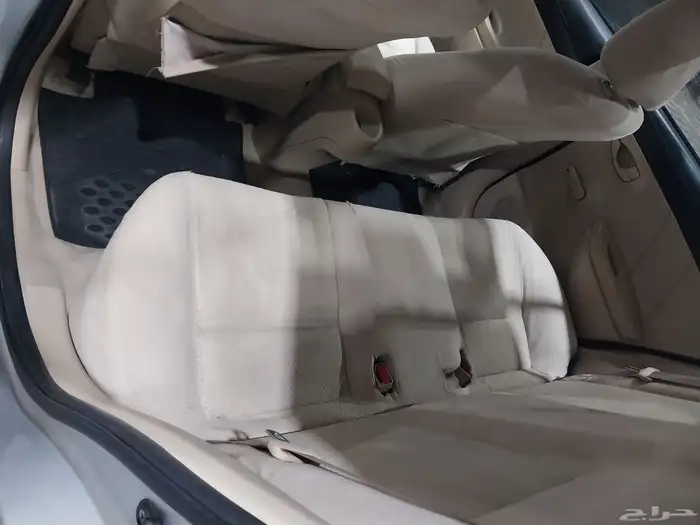 للبيع تويوتا يارس 2015 8