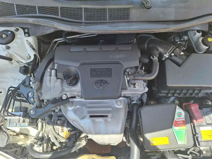 للبيع كامري موديل 2013 2