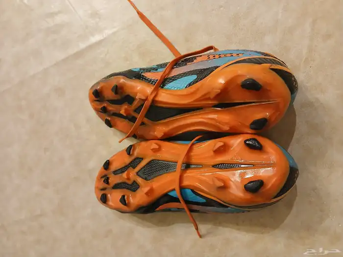 جزمة اديداس ميسي الحجم 36 إلى 37 3