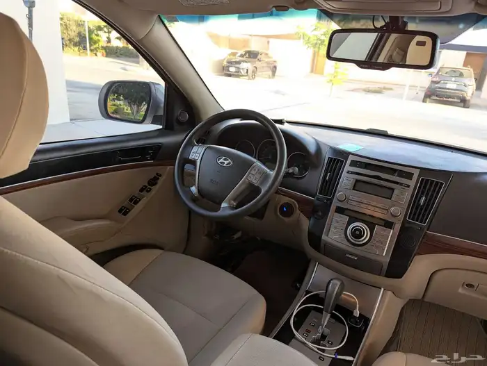 For Sale  Hyundai Veracruz 3.8L   2011 model 213000km N 3