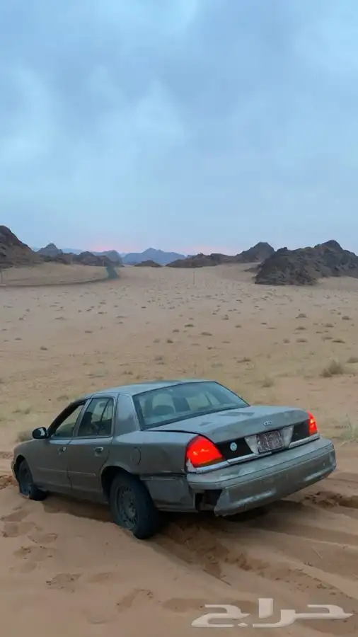 فورد فكتوريا 2002 للبدل بجيب قديم 0