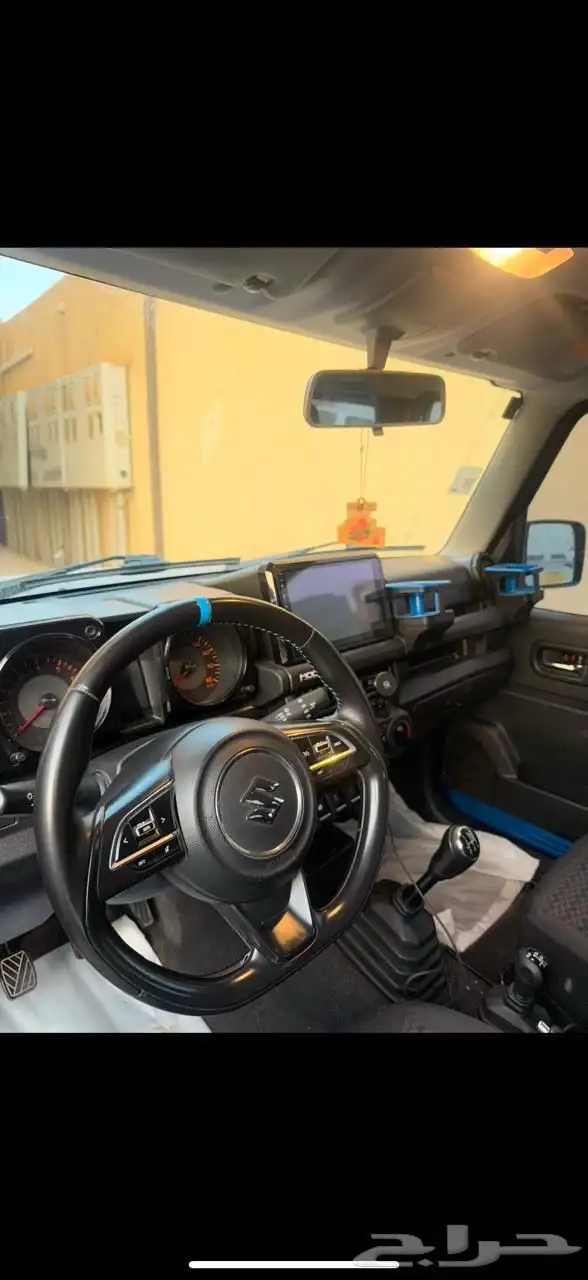 سوزوكي جمني 2022 فل كامل قير عادي دبل All Grip 4