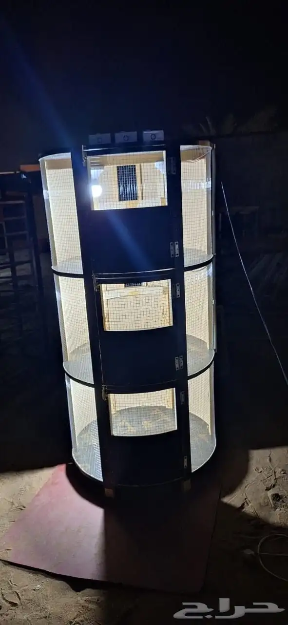 حاضنة صوص على شكل دائري 0