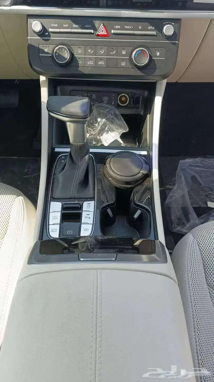 هيونداي توسان نص فل 2025 قير اوتماتيك بنزين 9