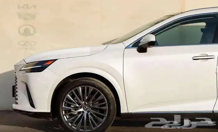 لكزس RX350 h ابيض فل2024 16