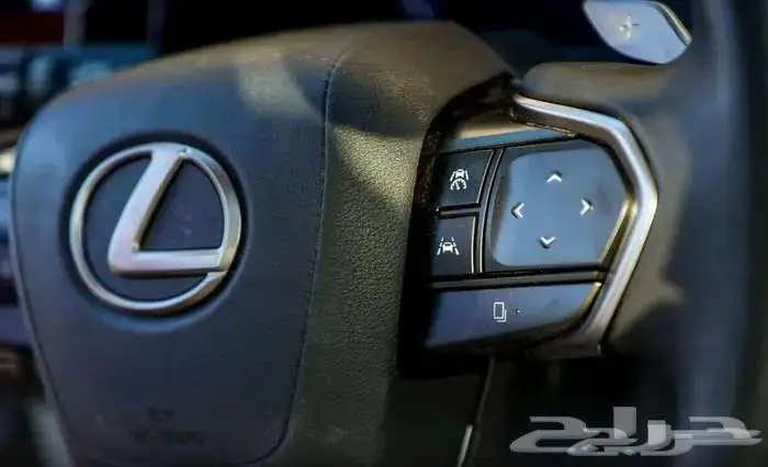 لكزس RX350 h ابيض فل2024 17