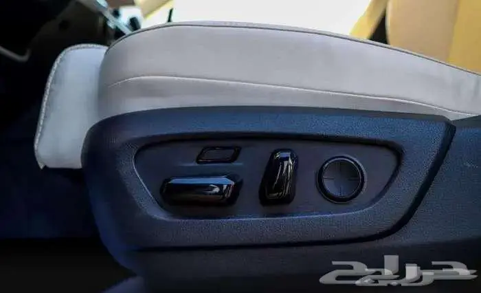 لكزس RX350 h ابيض فل2024 7