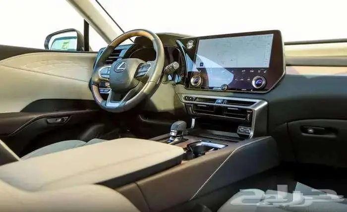 لكزس RX350 h ابيض فل2024 4