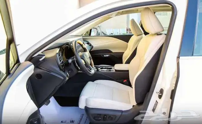 لكزس RX350 h ابيض فل2024 11