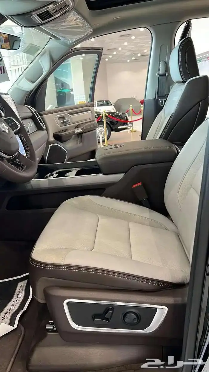 دودج رام 1500 لارامي غمارتين موديل 2025 باقل الاسعار 7