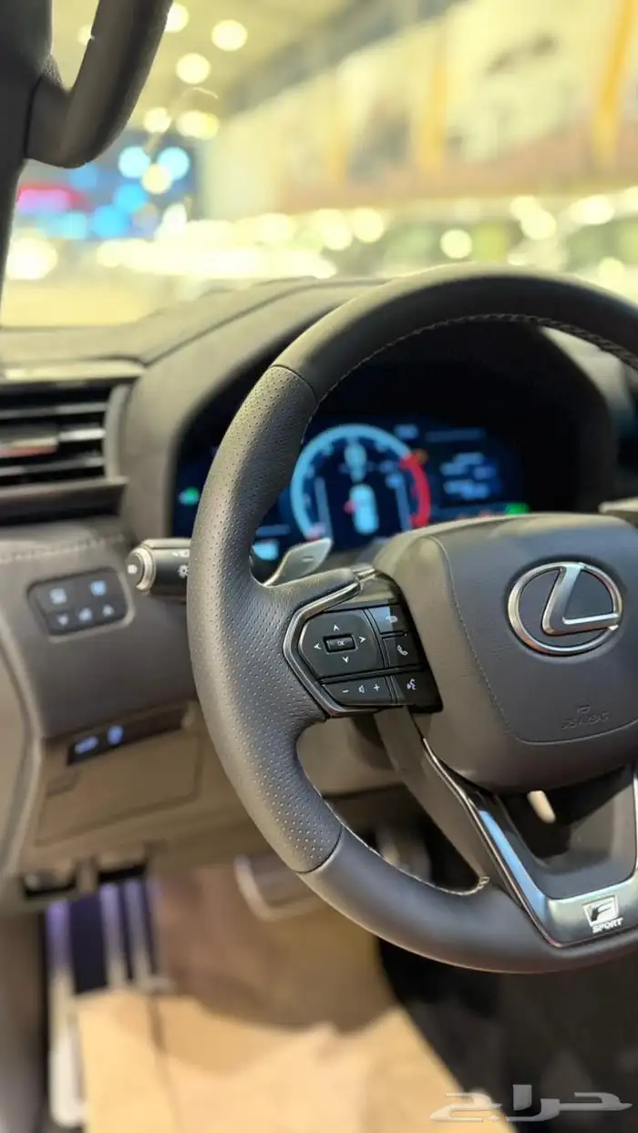 جيب لكزس اف سبورت 2025 سعودي بأقل سعر للتمويل والكاش 19