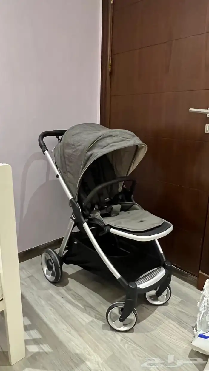 عربة اطفال 1