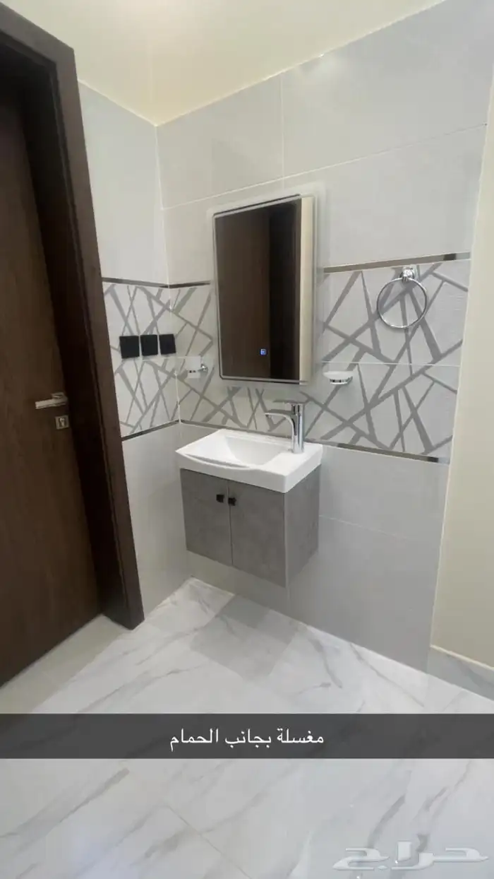 شقة للإيجار حي الفروسية 10