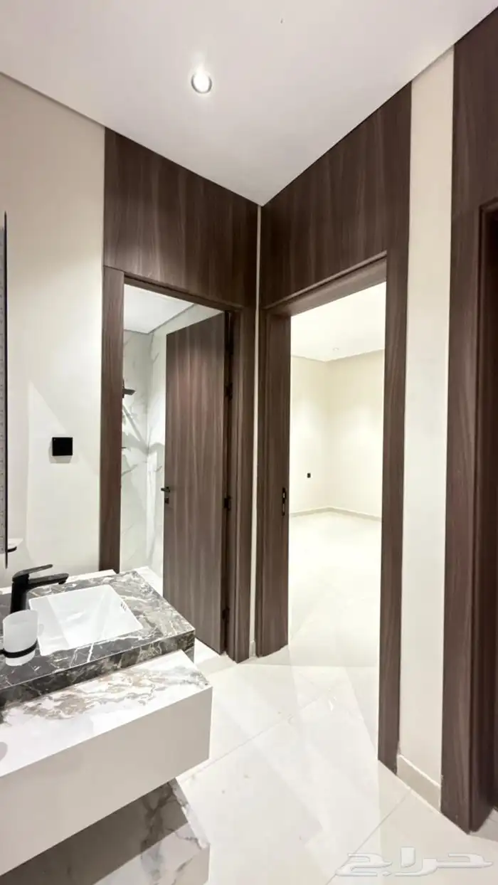 شقة للبيع في النبلاء 12