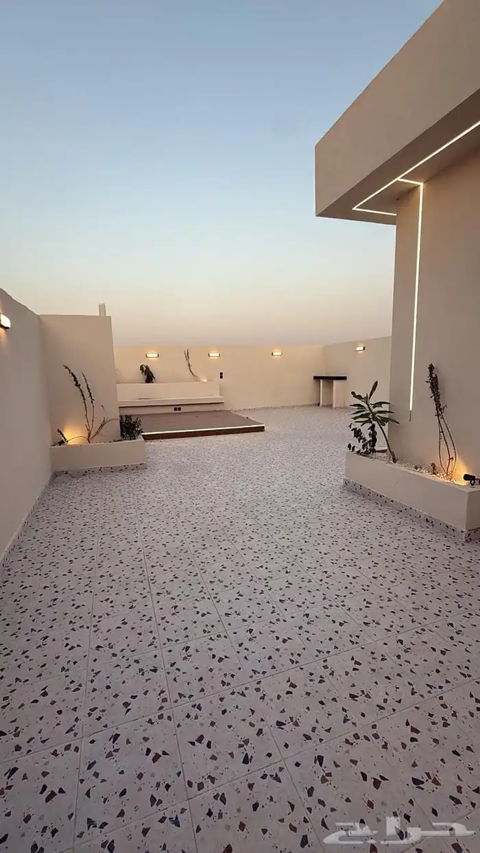 شقة للبيع في النبلاء 18