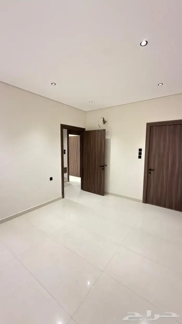 شقة للبيع في النبلاء 13