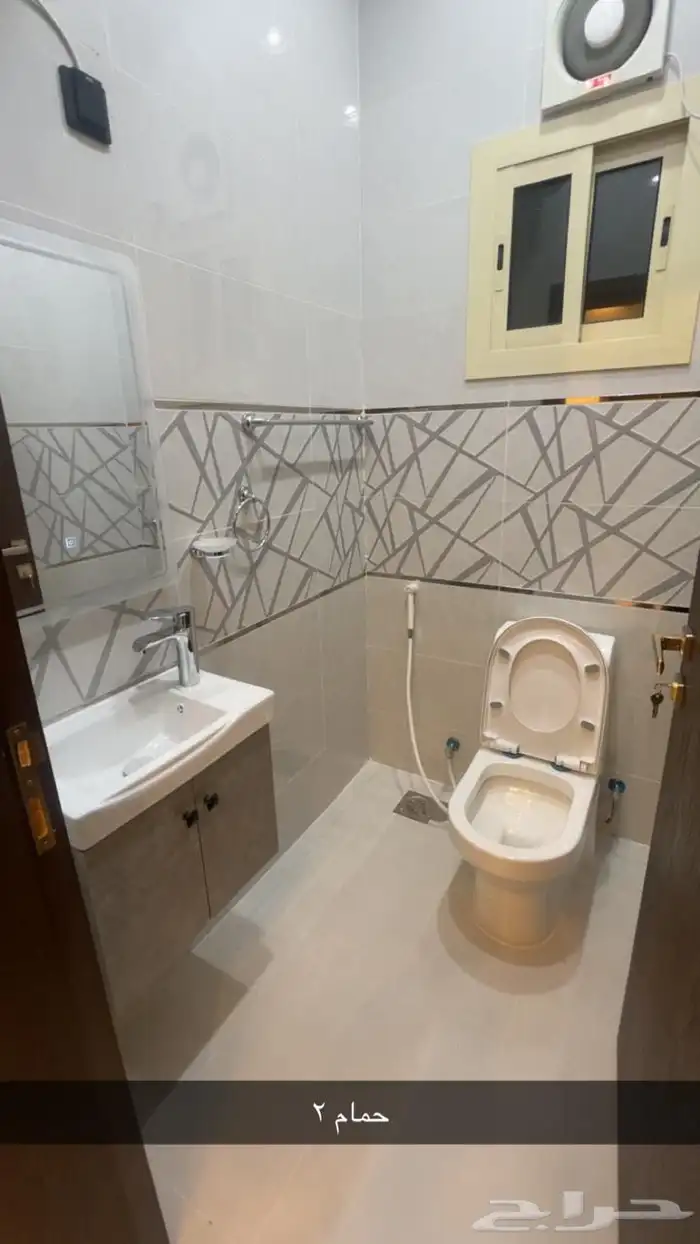 شقة للإيجار حي الفروسية 0