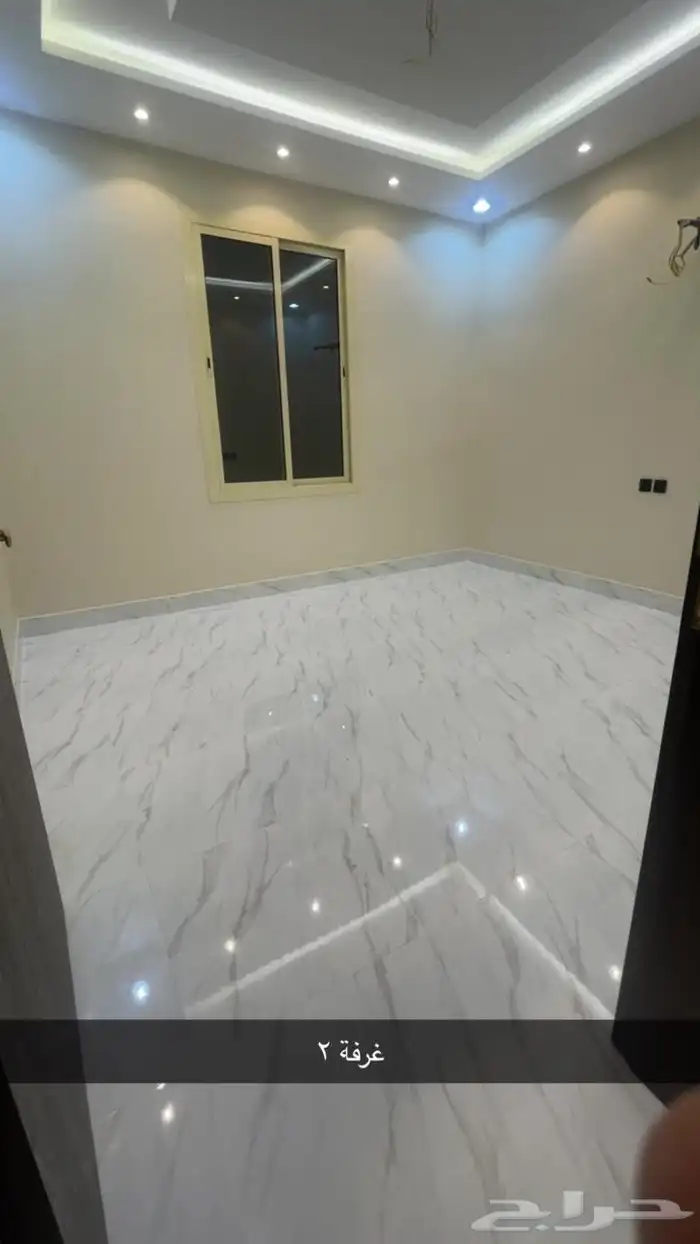 شقة للإيجار حي الفروسية 12