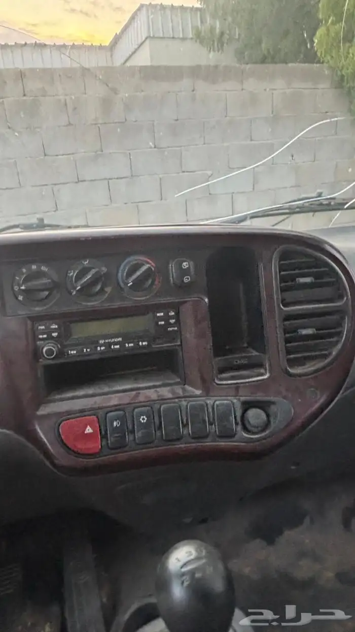 دينا هيونداي موديل 2012 مع حافظ بدون تبريد للبيع 2