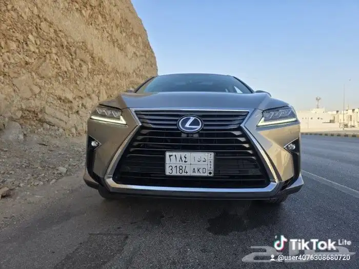 لكزس RX450 hb 4
