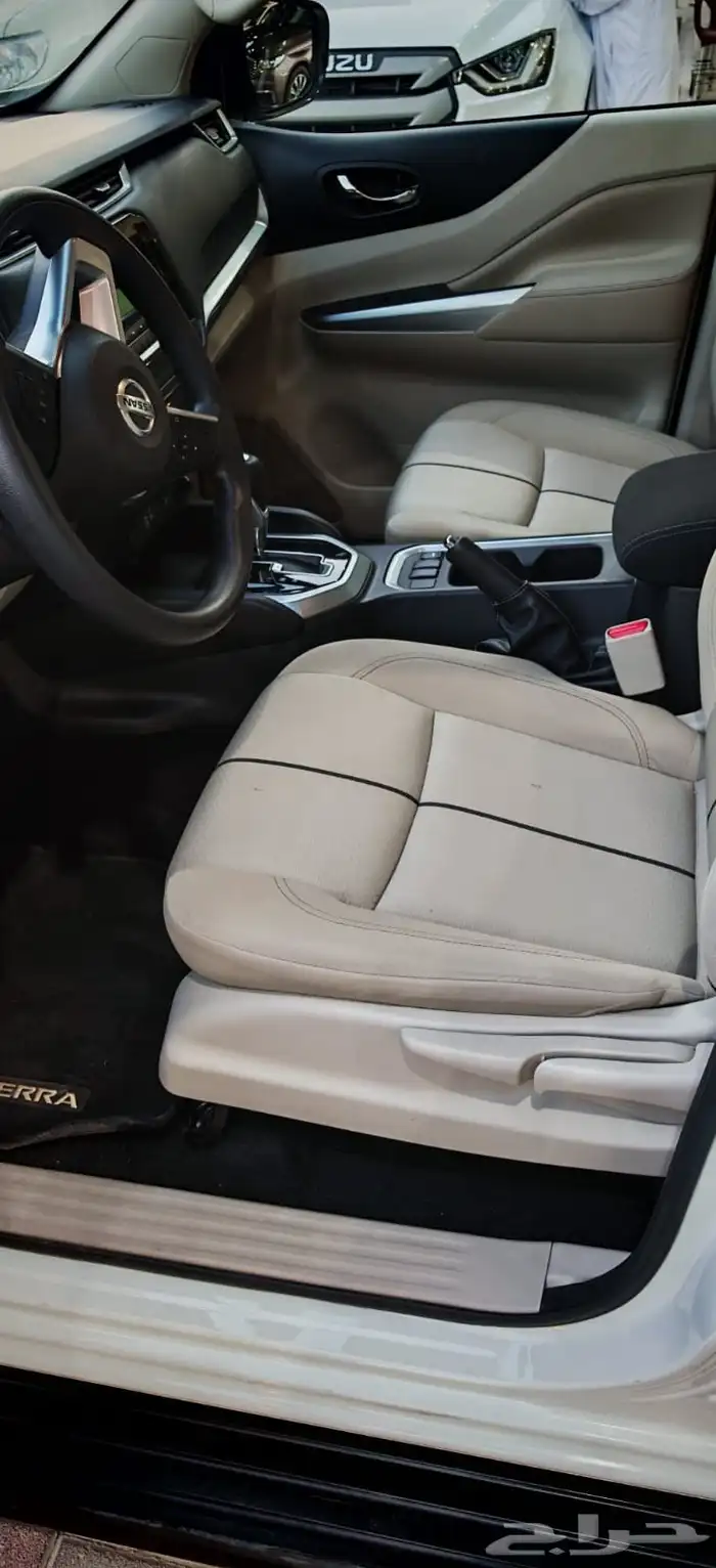 نيسان إكستيريا 2023 نص فل 10