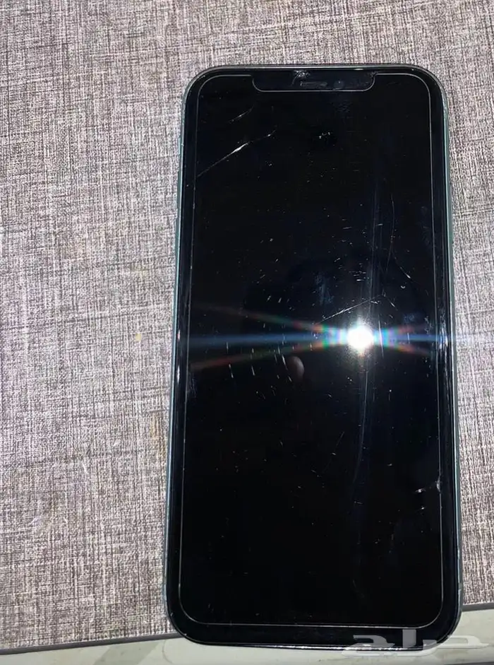 ايفون 11 يستقبل شرحتين 1