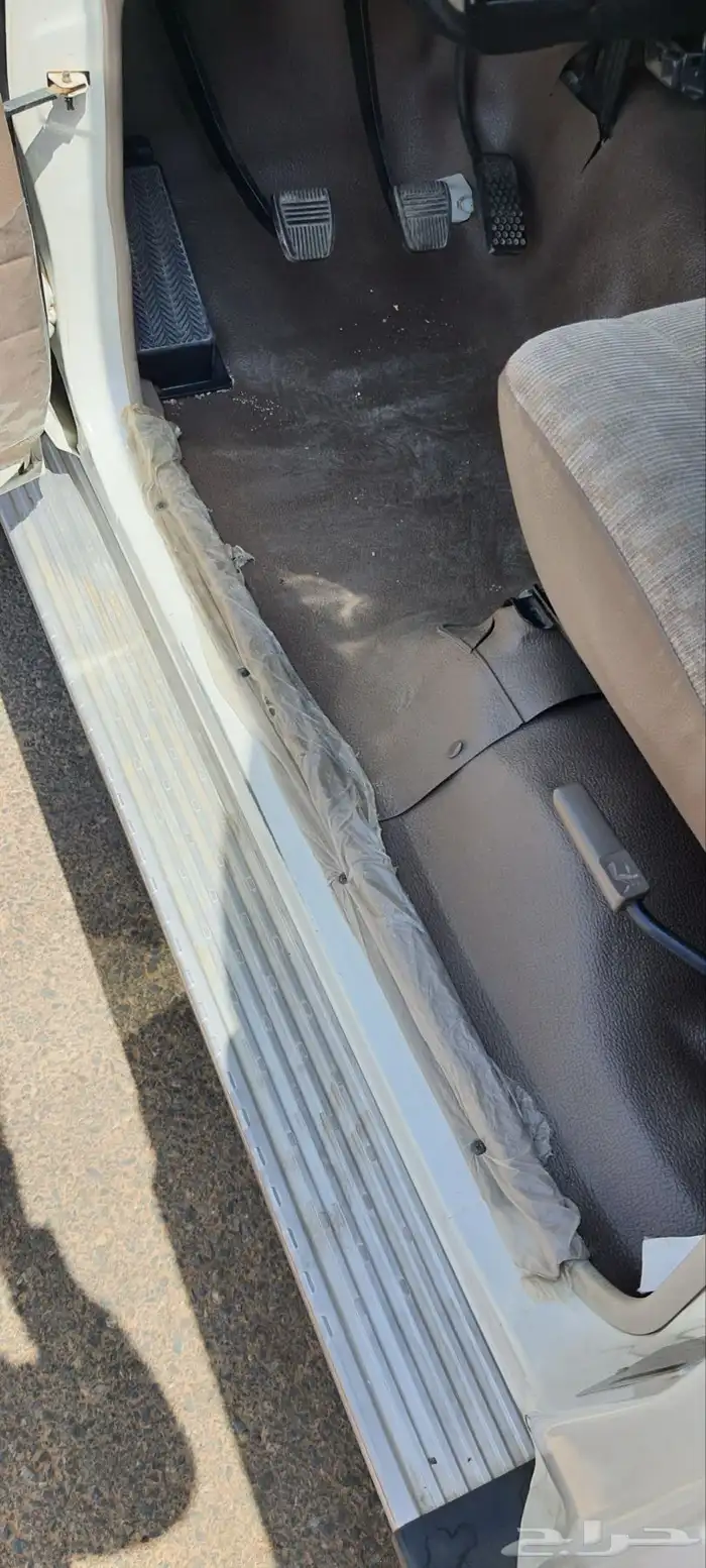 جيب ربع مخزن 2005 37