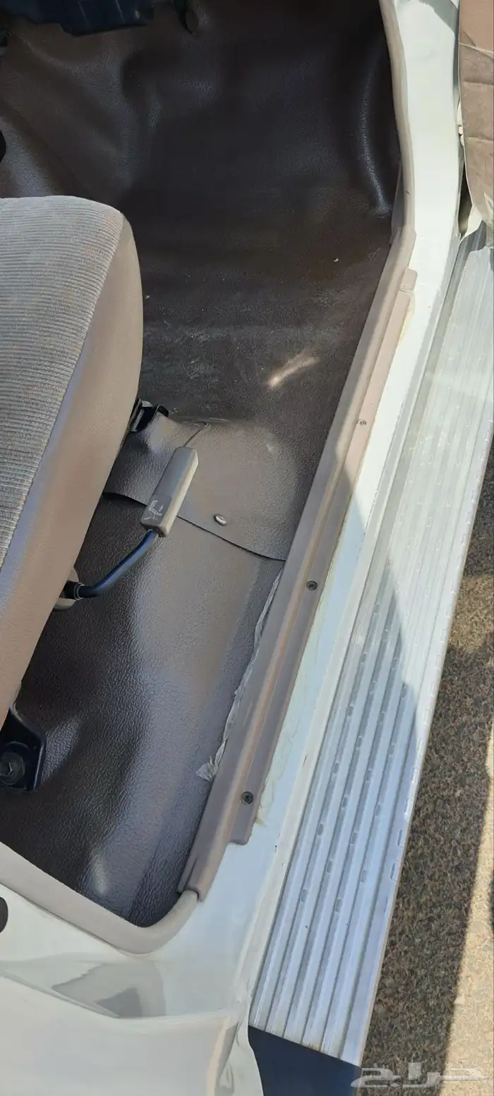 جيب ربع مخزن 2005 42