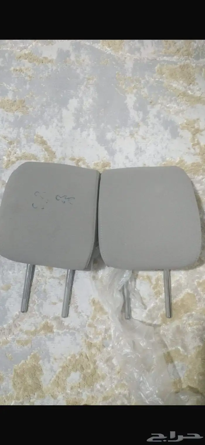 مقاعد للسياره 0