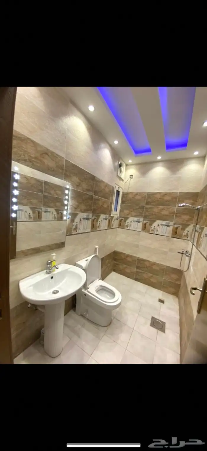 شاليه على البحر في جدة للإيجار اليومي 11