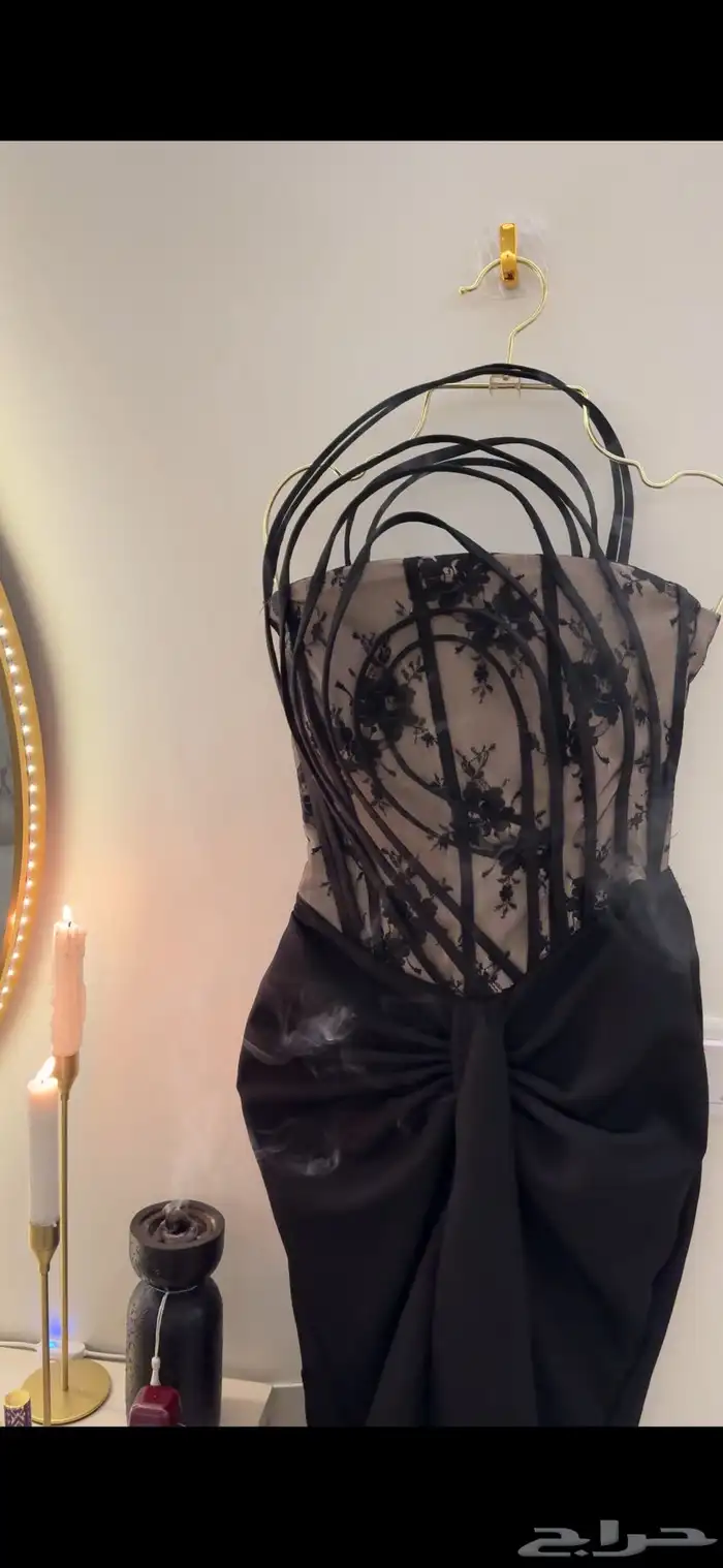فستان للبيع كورسيه مقاس S وXS وطول 155 وتحت فخم وأنيق 0