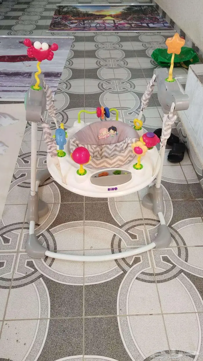 اثاث متنوع للبيع 1