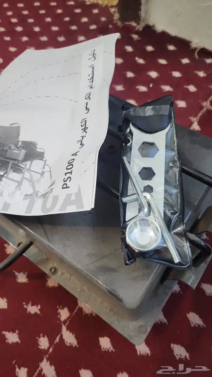 كرسي متحرك مستخدم نظيف بس يحتاج الى بطارية فقط 2