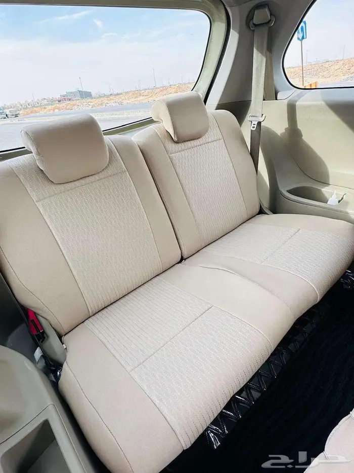 تويوتا افانزا 2015 11