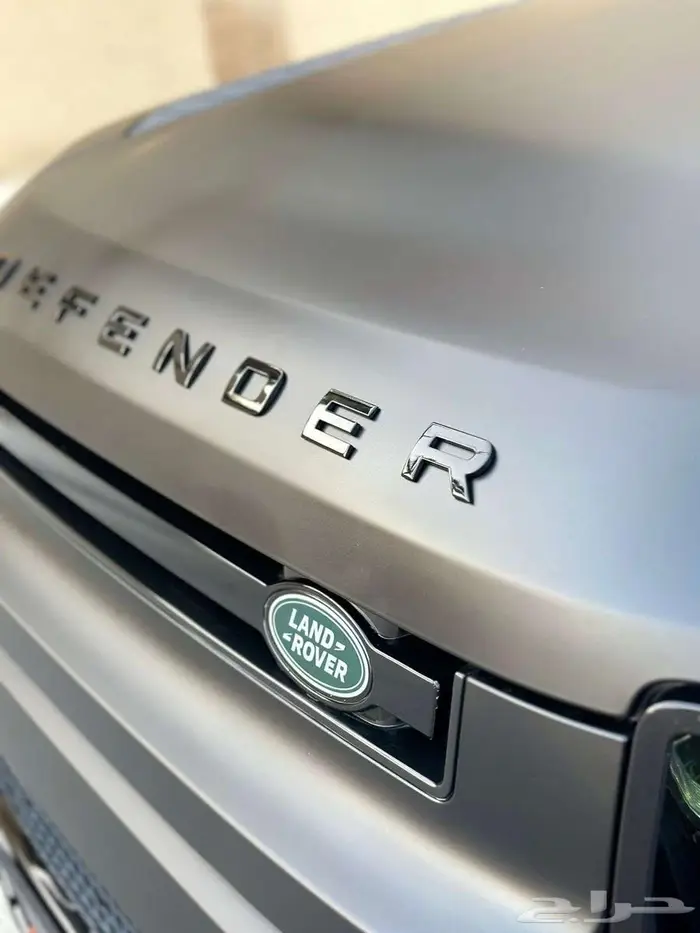 ديفندر 110 أسود مطفي 2022 عداد 105 بحالة الوكالة على الضمان 7