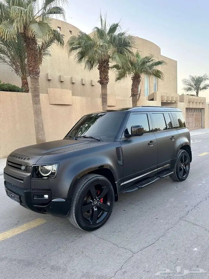 ديفندر 110 أسود مطفي 2022 عداد 105 بحالة الوكالة على الضمان 44