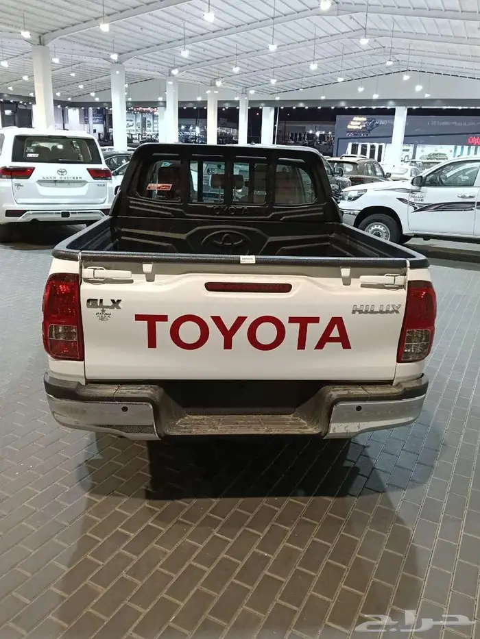 تويوتا هايلكس غمارتين GLX جير اتوماتيك م 2026 - سعودي 7