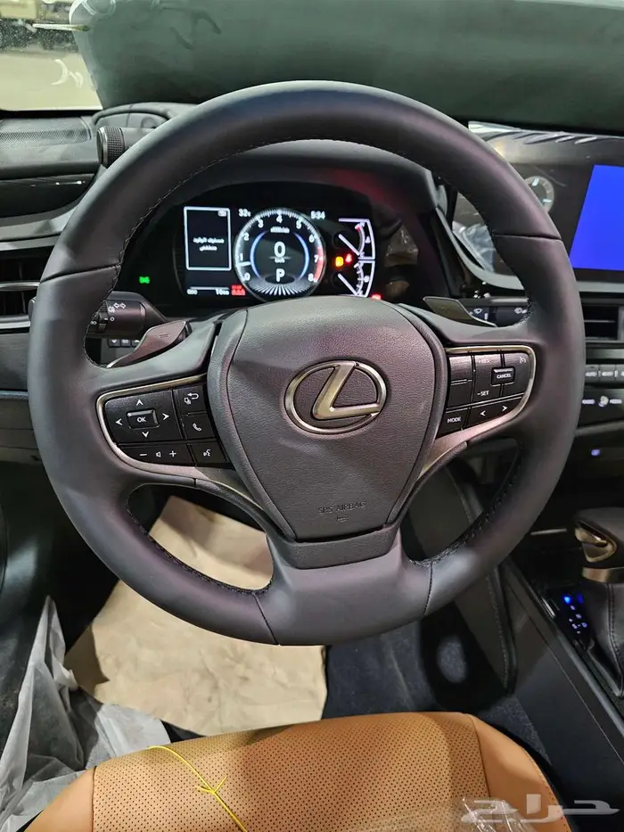 لكزس اي اس 250 موديل 2025 4