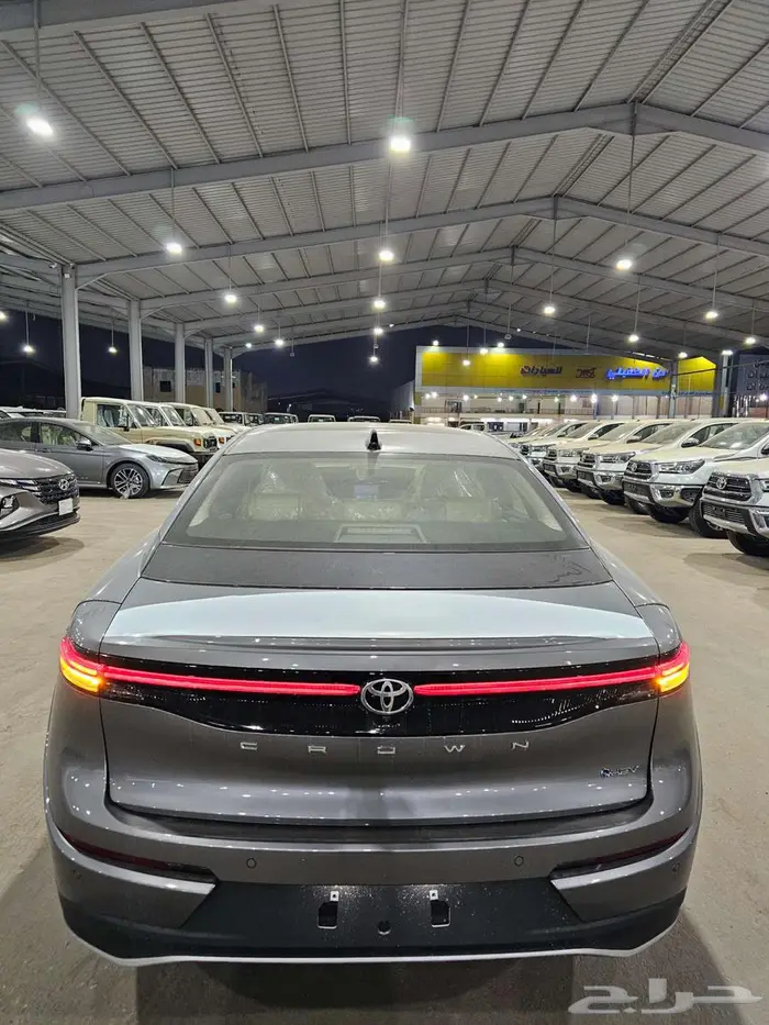 كراون برستيج - 2026 كاش واقساط - 3