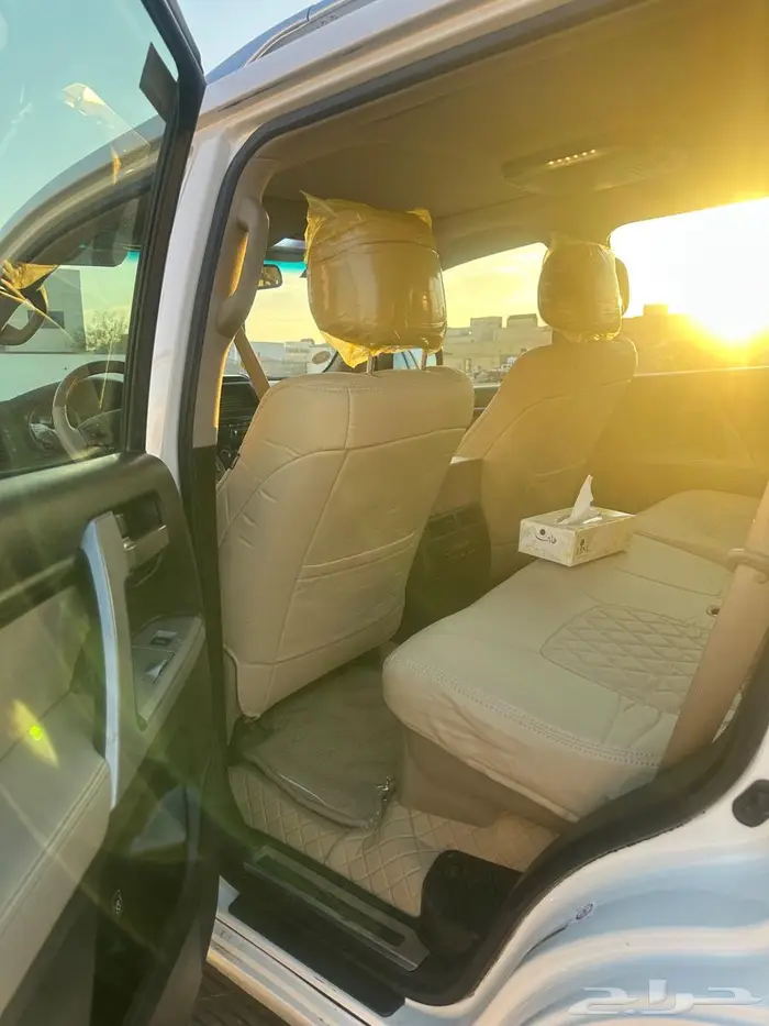 لاندكروزر 2009 VXR فل كامل وكاله 10