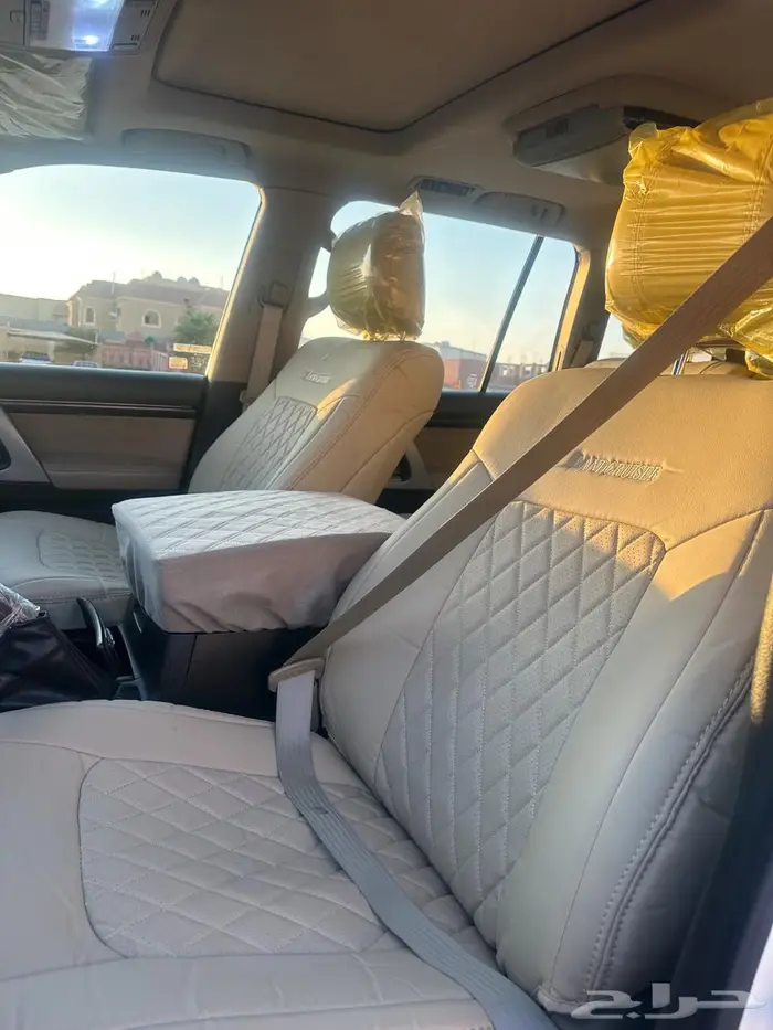 لاندكروزر 2009 VXR فل كامل وكاله 11