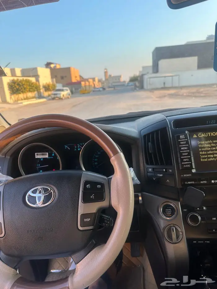 لاندكروزر 2009 VXR فل كامل وكاله 17